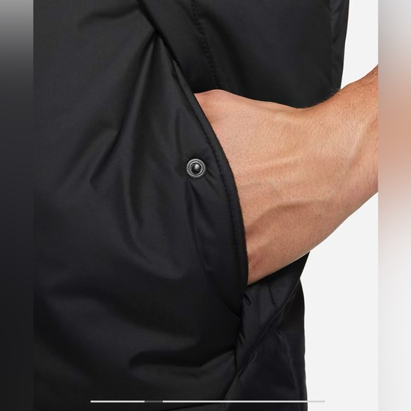 Nike Men’s Therma-Fit Legacy Sportswear Vest Black Size M - Picture 4 of 8